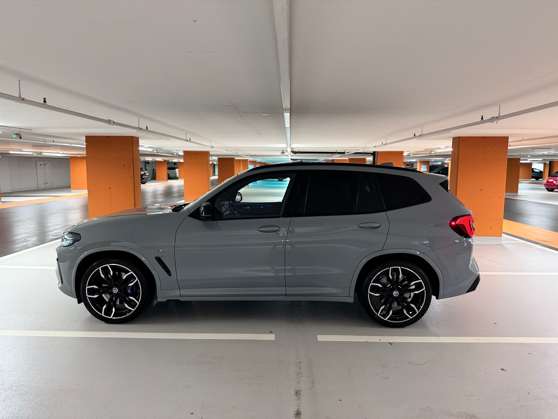 BMW X3 M40i Travel-image-7