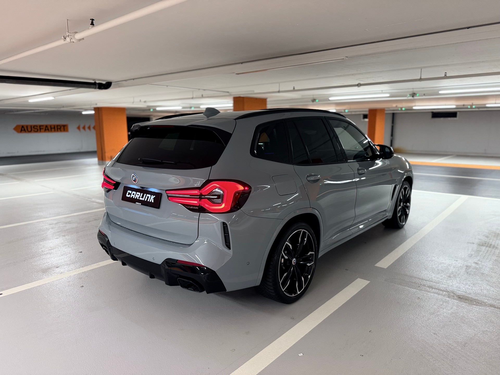 BMW X3 M40i Travel-image-4