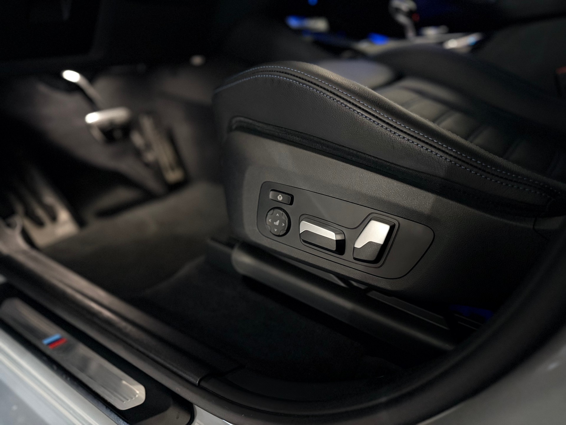 BMW X3 M40i Travel-image-13