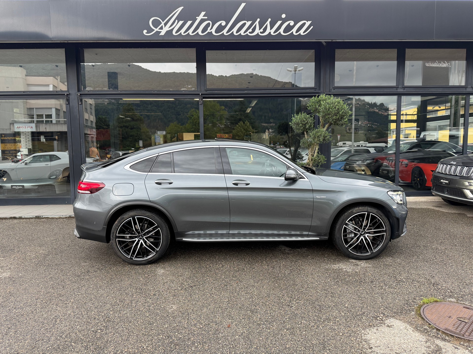 MERCEDES-BENZ GLC Coupé 43 AMG 4Matic 9G-Tronic-showroom-element-3