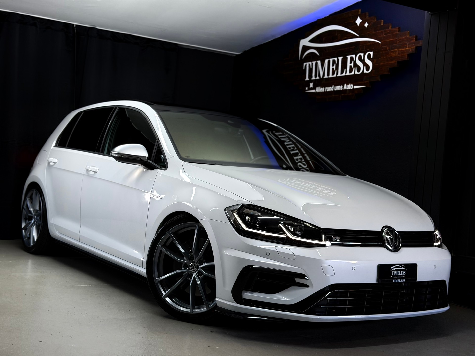VW Golf 2.0 TSI R 4Motion DSG