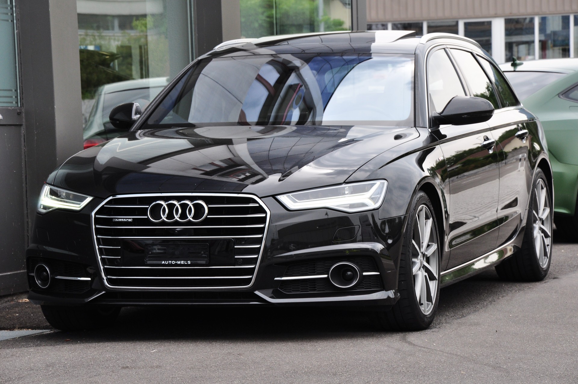 AUDI A6 Avant 3.0 TFSI V6 quattro S-tronic S-LINE-image-2