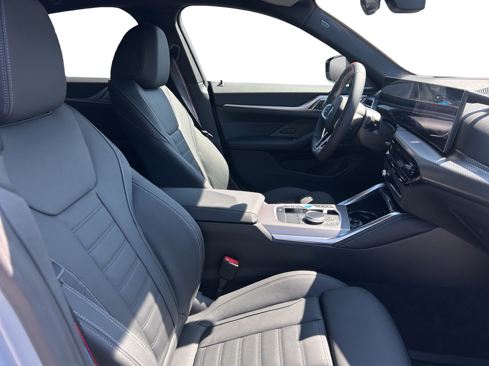 BMW i4 M60 M Sport Pro-image-13
