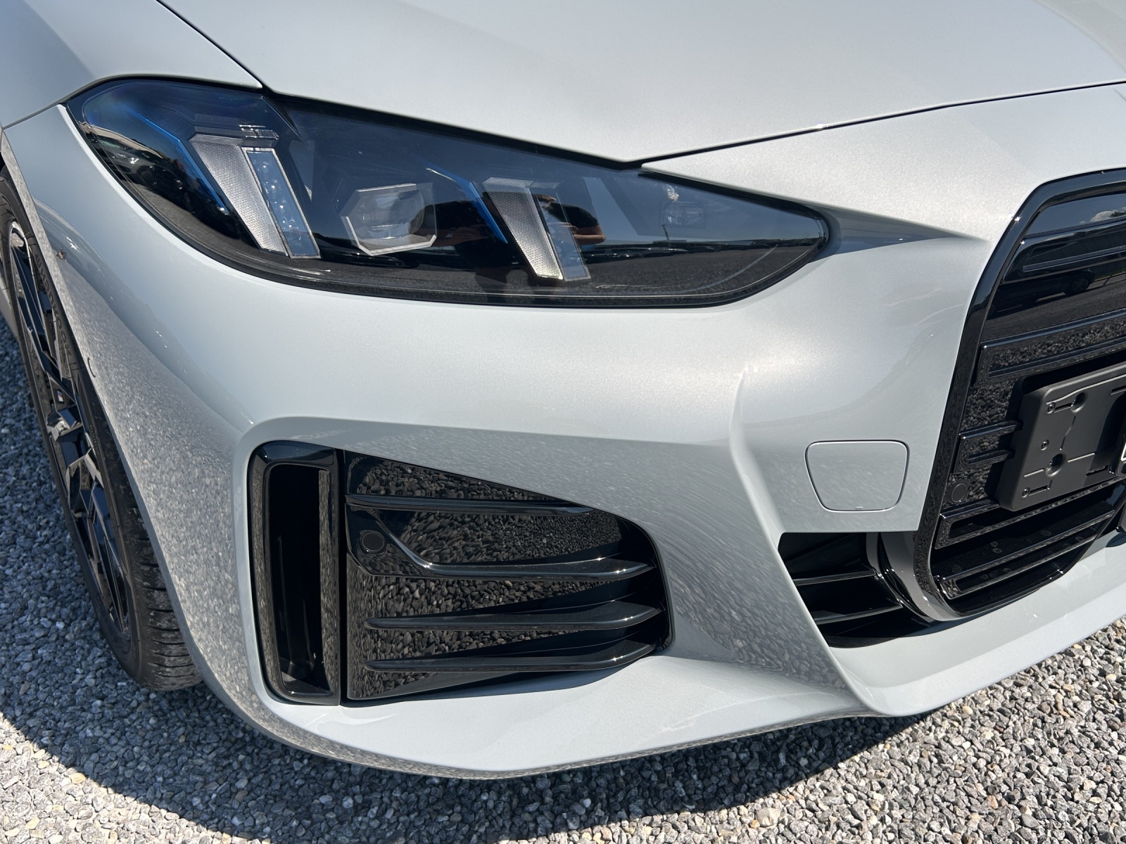 BMW i4 M60 M Sport Pro-image-17