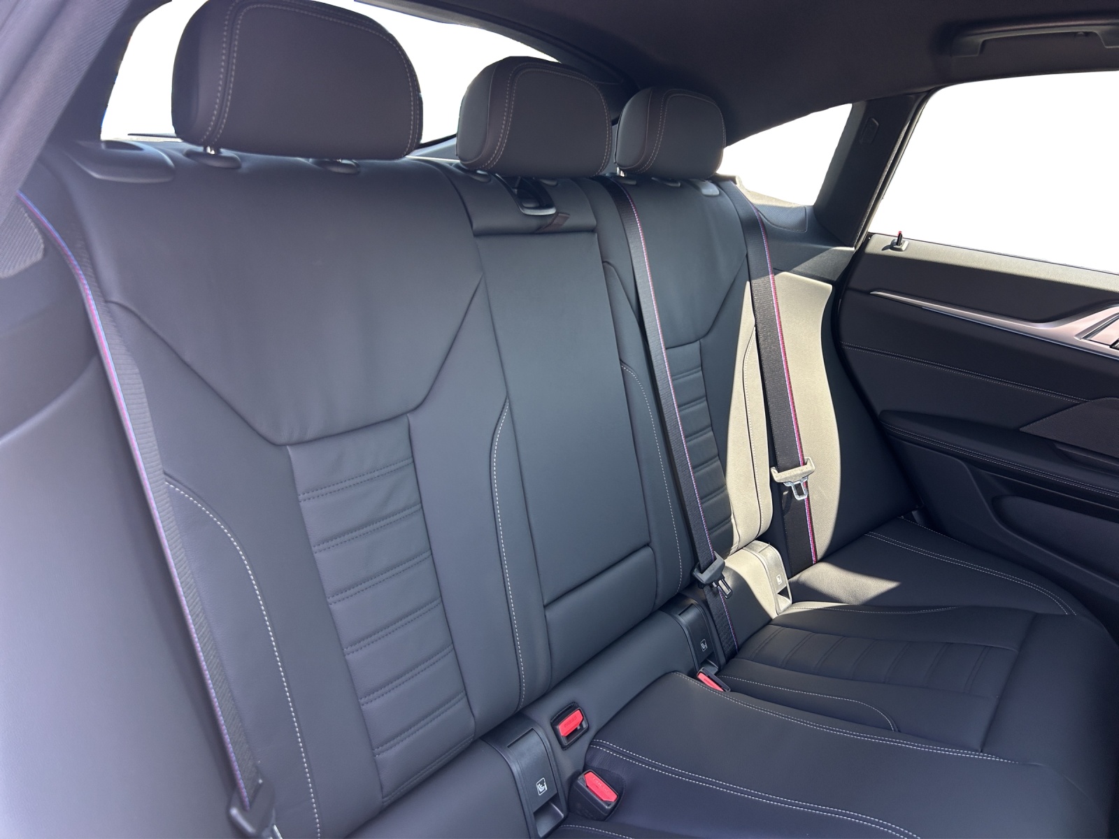 BMW i4 M60 M Sport Pro-image-14