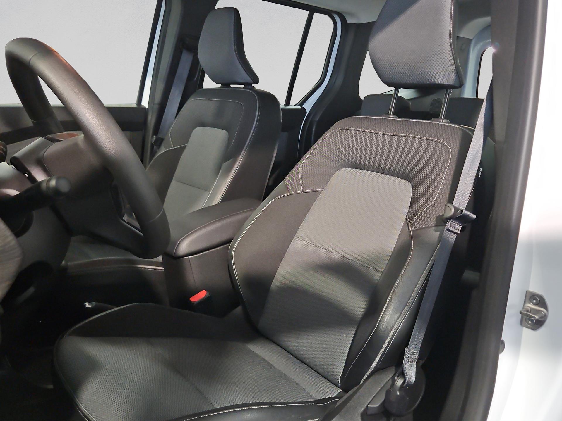 RENAULT Kangoo 1.3 TCe 130 PF Edition One-image-8