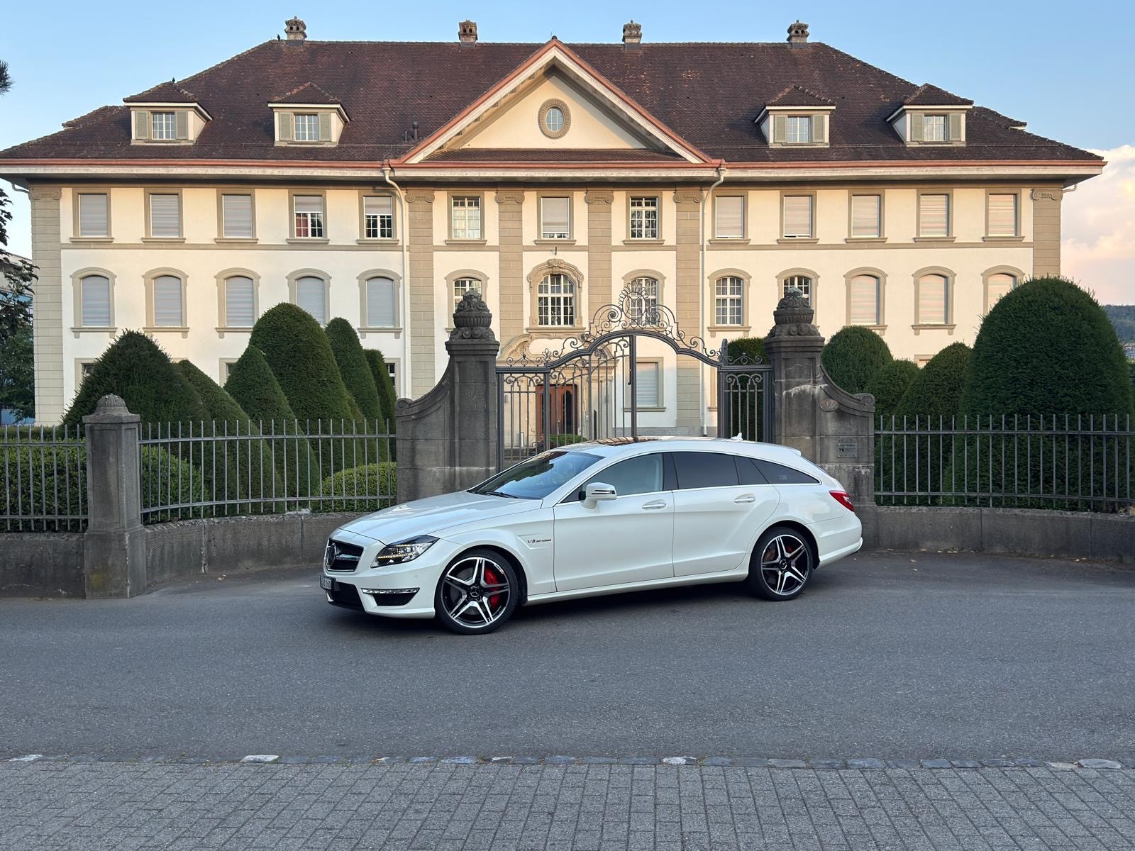 MERCEDES-BENZ Shooting Break-image-0