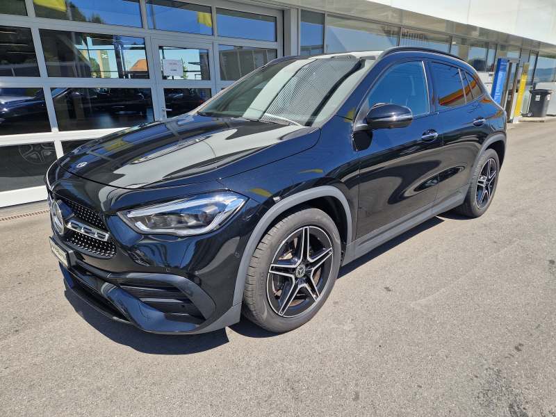 MERCEDES-BENZ GLA 250 AMG Line-image-0