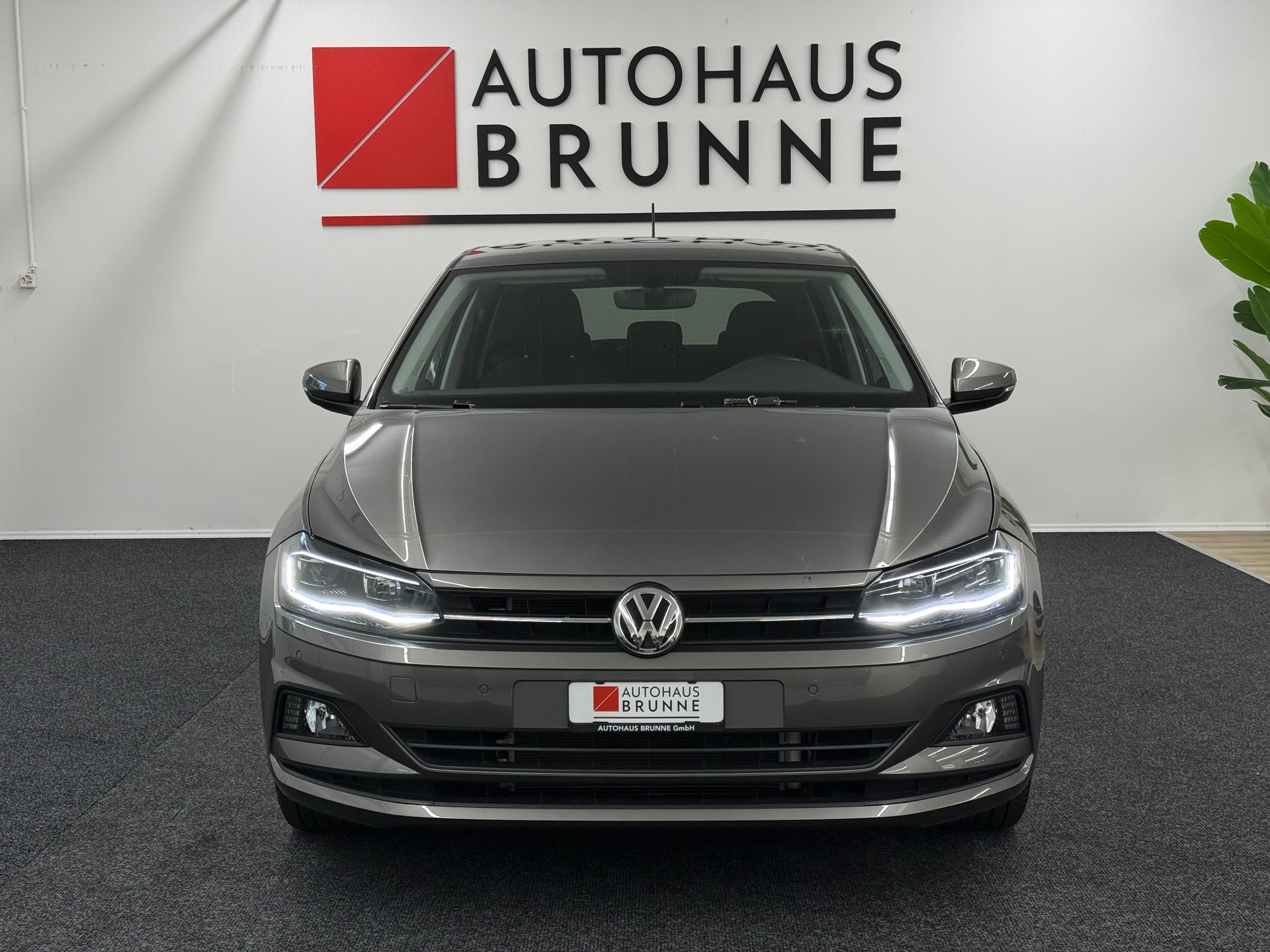 VW Polo 1.0 TSI BMT Comfortline DSG-image-1
