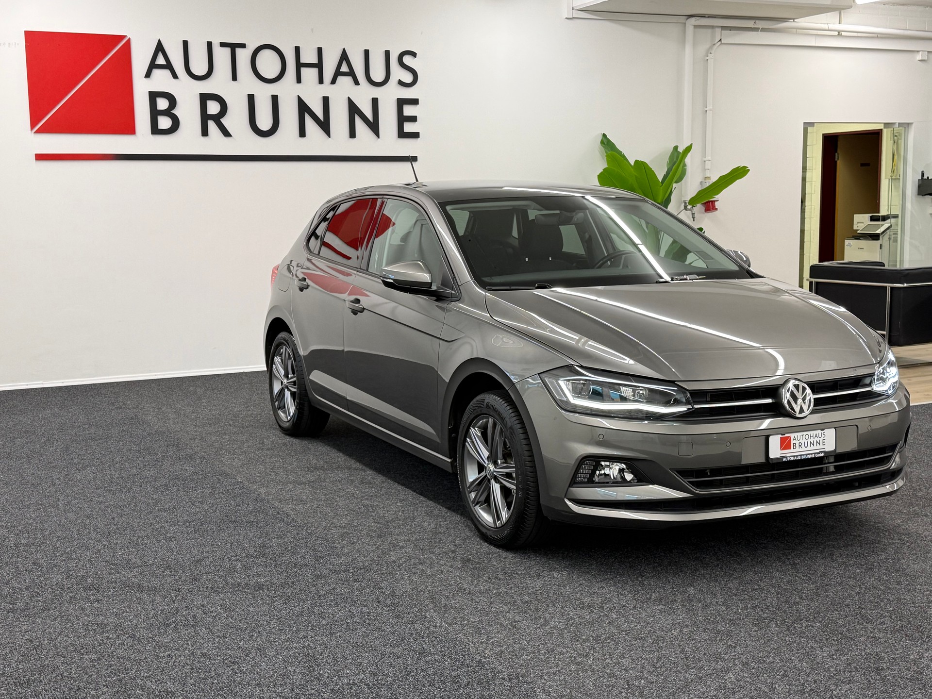 VW Polo 1.0 TSI BMT Comfortline DSG-image-2