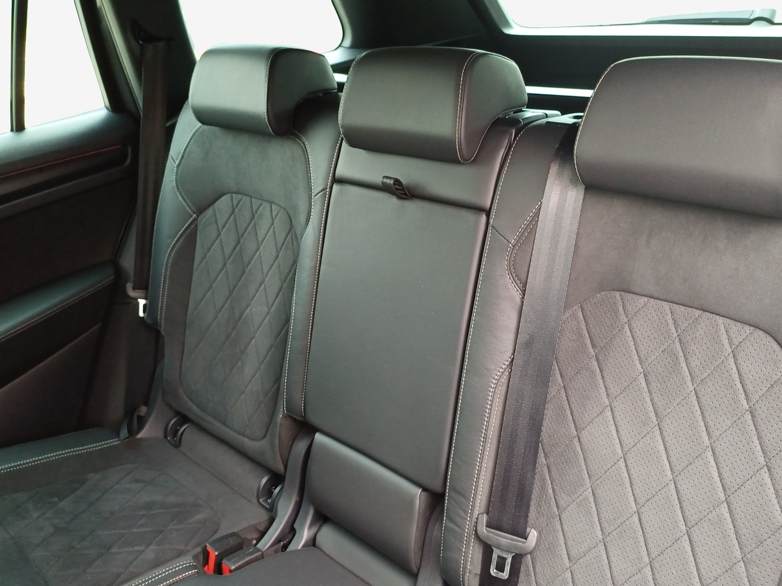 SKODA Kodiaq 2.0 TSI 4x4 SportLine-image-11