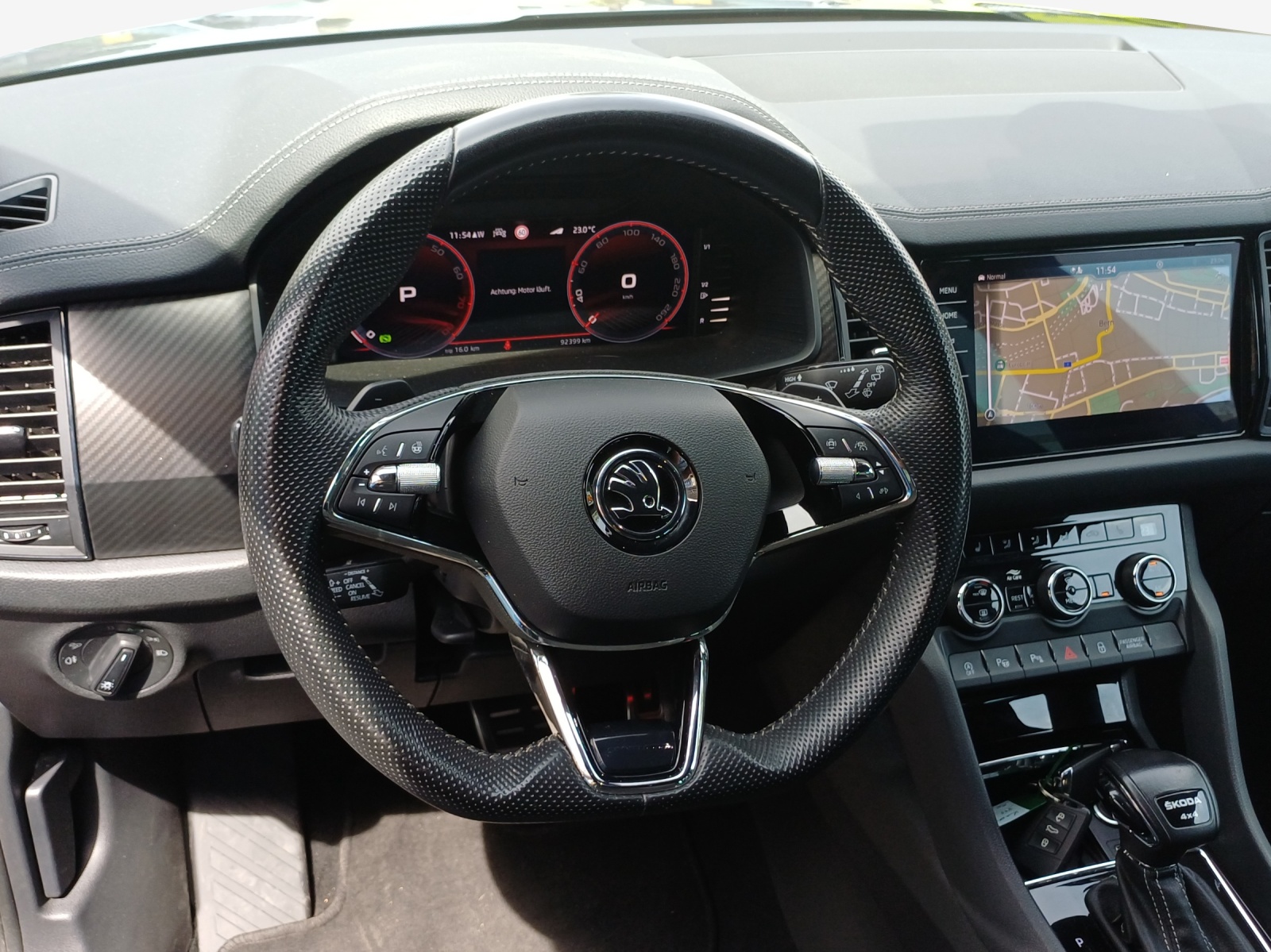SKODA Kodiaq 2.0 TSI 4x4 SportLine-image-9