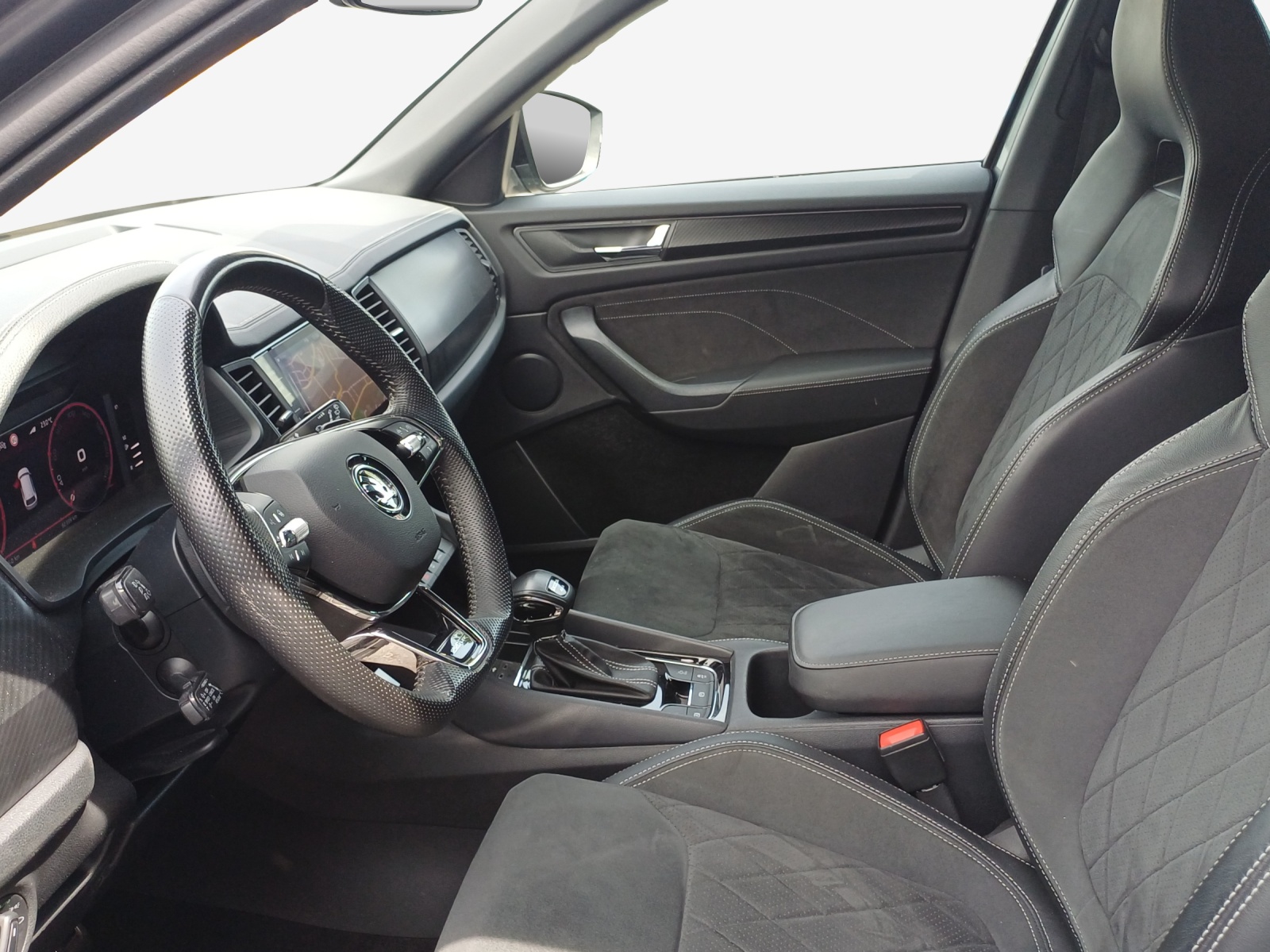 SKODA Kodiaq 2.0 TSI 4x4 SportLine-image-7