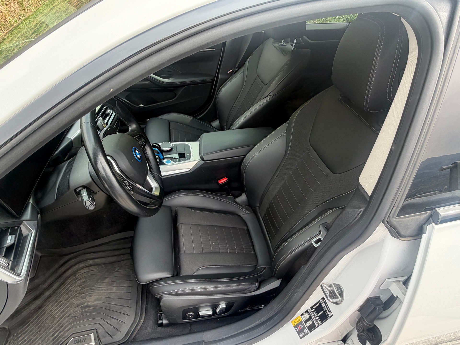 BMW eDrive40-image-6