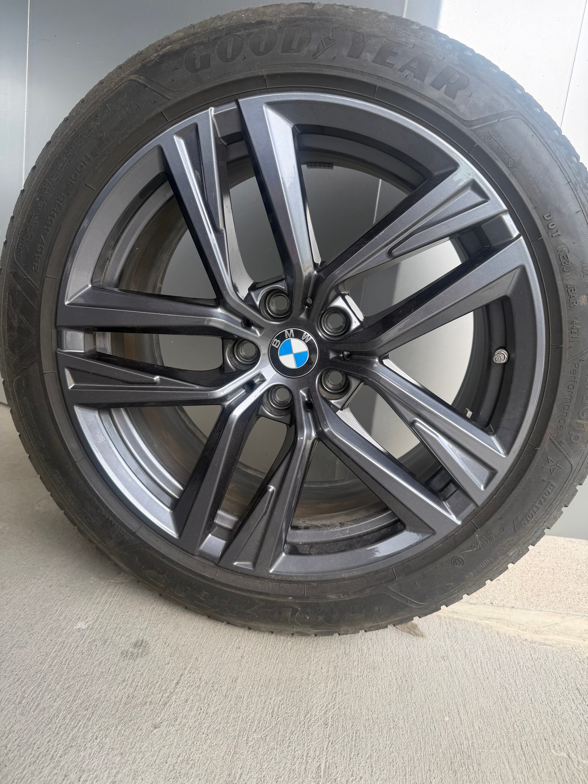 BMW eDrive40-image-12