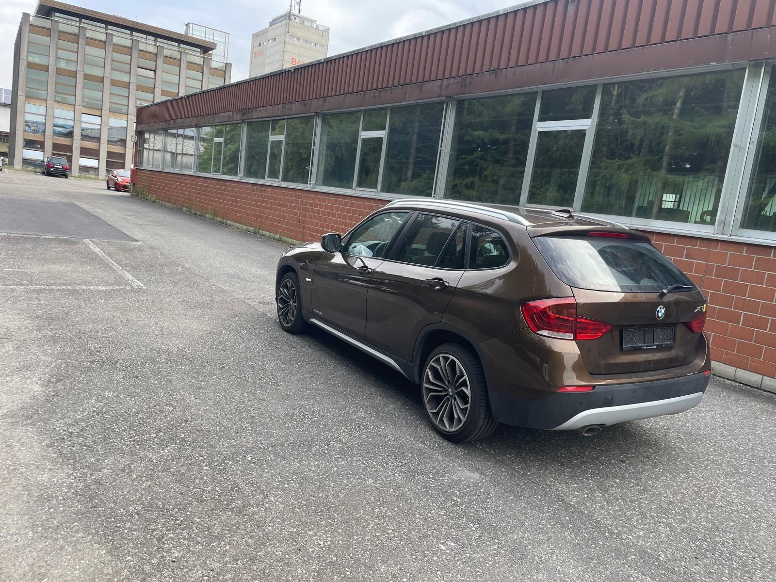 BMW X1 xDrive 20d Steptronic-image-9