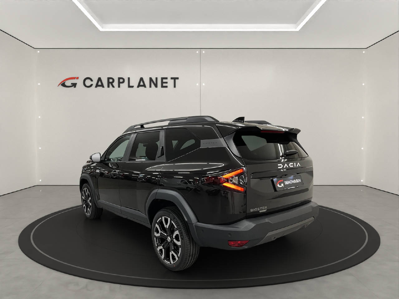 DACIA Bigster 1.8 Hybrid Journey-image-2
