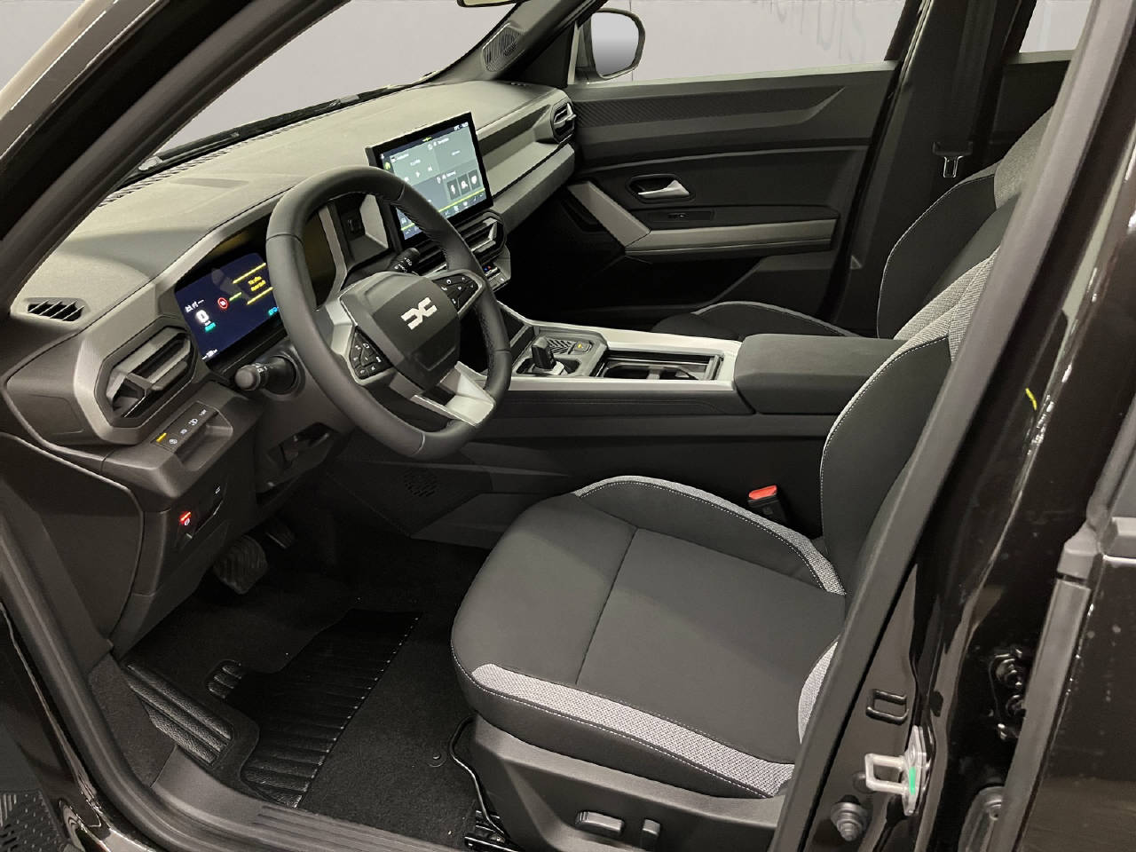 DACIA Bigster 1.8 Hybrid Journey-image-8