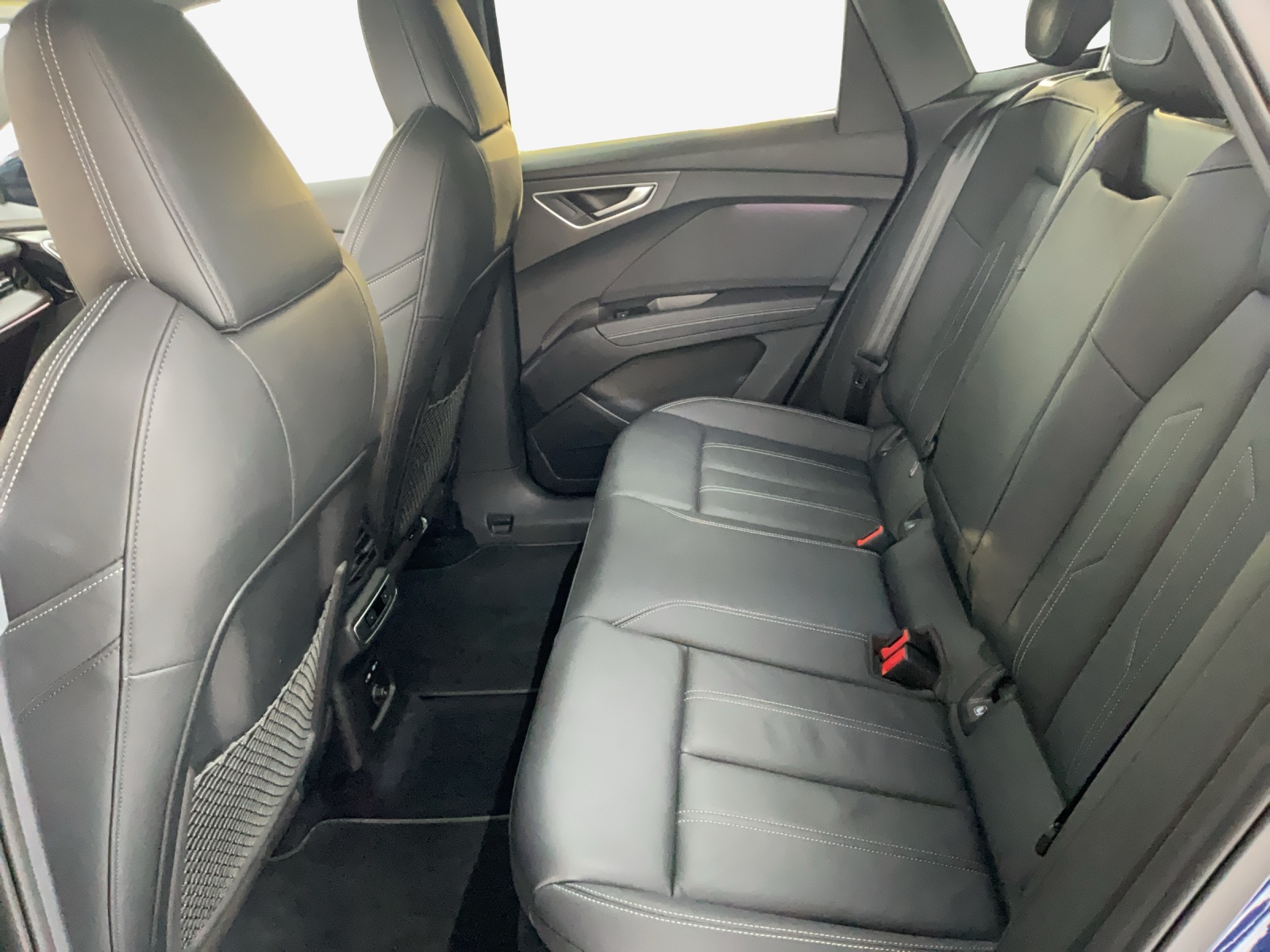 AUDI Q4 Sportback e-tron 50 quattro-image-11