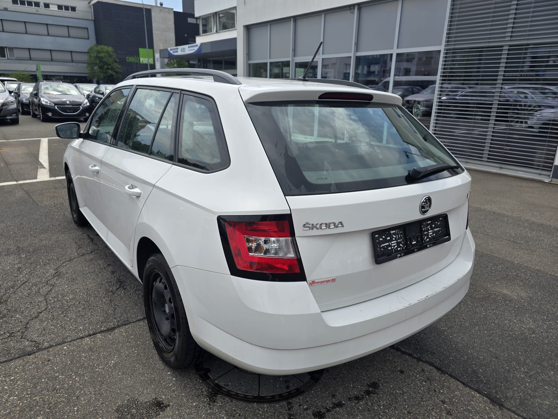 SKODA Fabia 1.0 Active-image-1