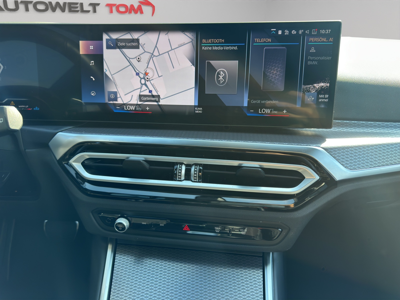 BMW 320d xDrive 48V Touring Steptronic M Sport *CH-Fahrzeug*-image-11