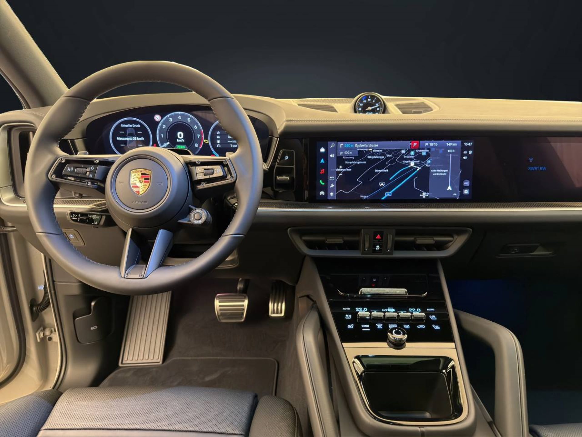 PORSCHE Cayenne S E-Hybrid Black Edition-image-20