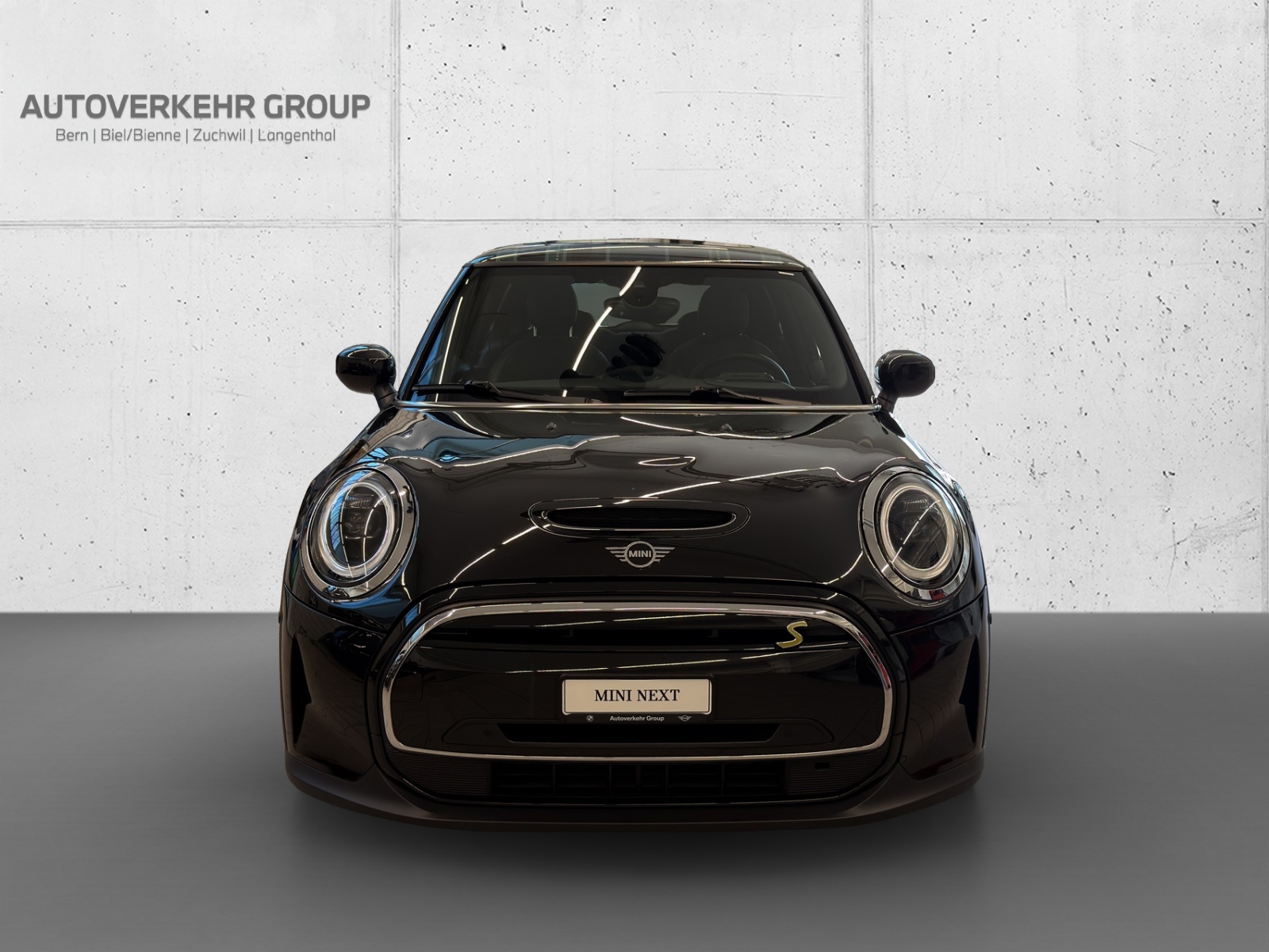 MINI Cooper SE-image-2