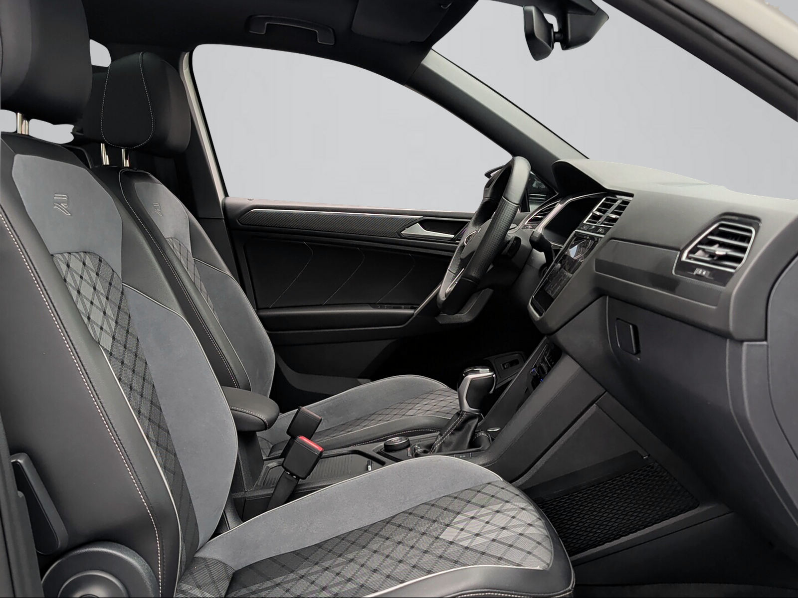 VW Tiguan Allspace 2.0TSI R-Line 4Motion DSG-image-6