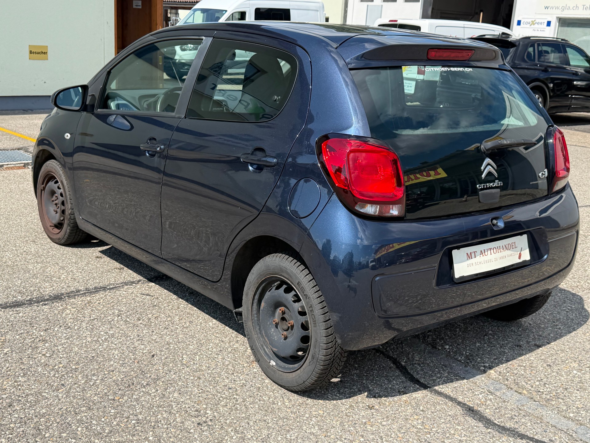 CITROEN C1 1.2 VTi Shine-image-6
