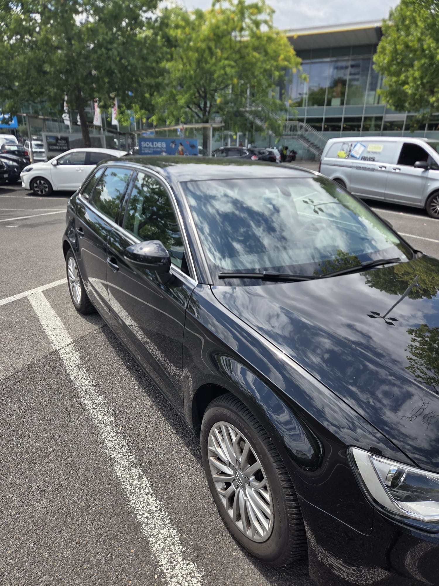 AUDI 1.4 T FSI ultra Ambiente S-Tr-image-2