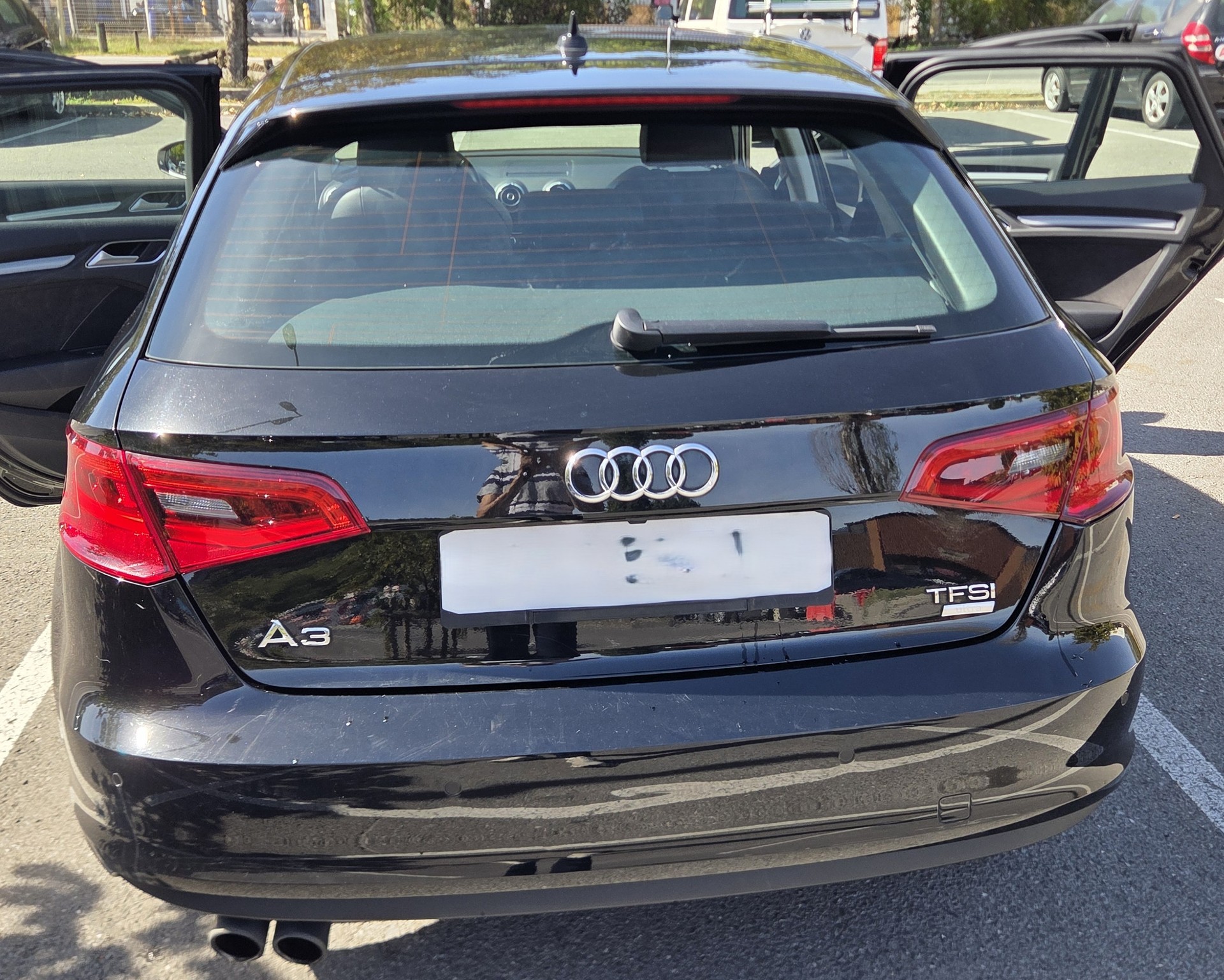 AUDI Sportback 1.4 TFSI Ultra Ambiente S-Tronic-image-5