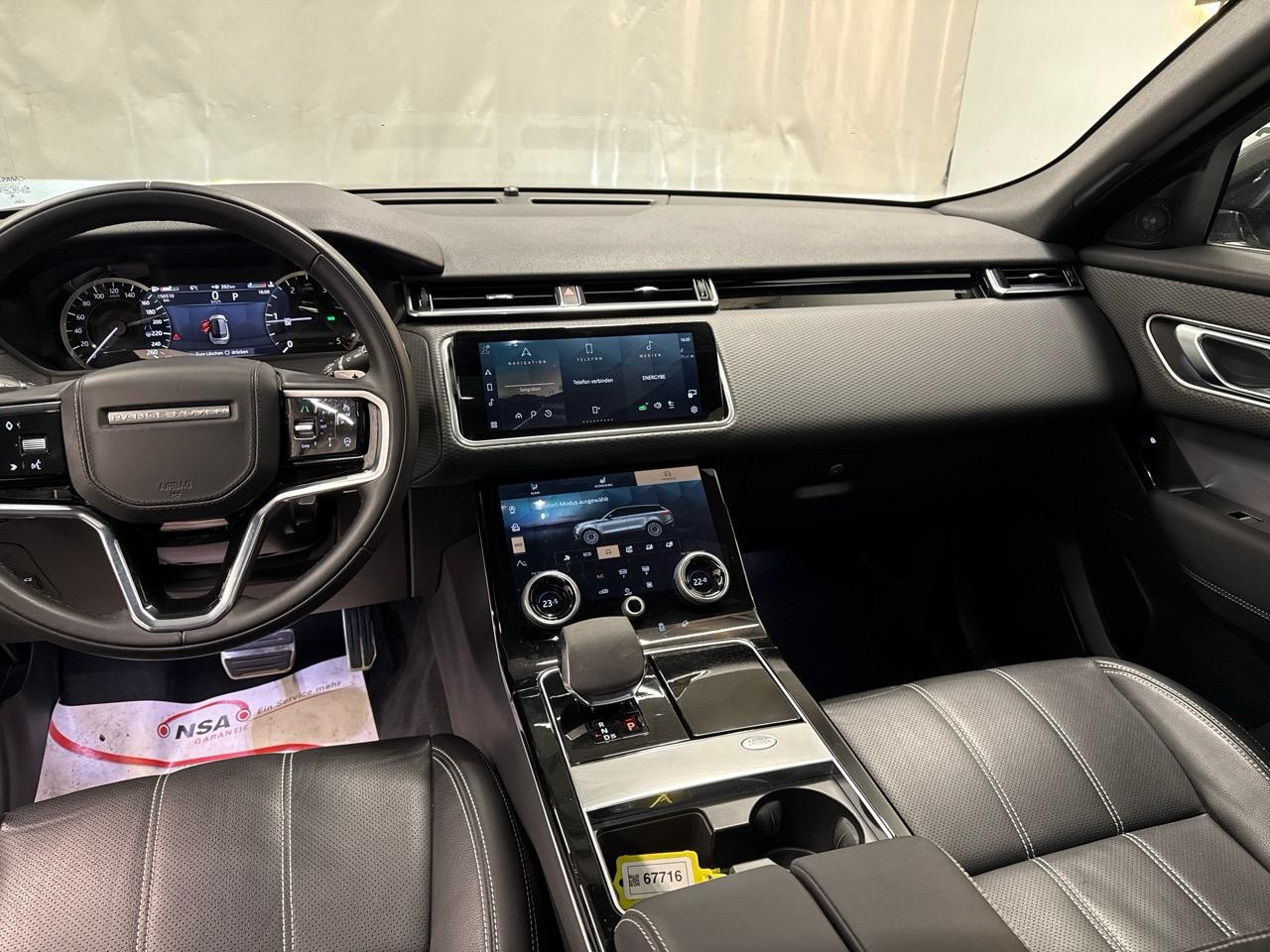 LAND ROVER Range Rover Velar R-Dynamic D 200 SE Automatic-image-7