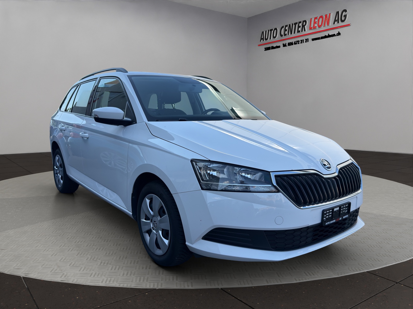 SKODA Fabia Combi 1.0 MPI Active-image-6