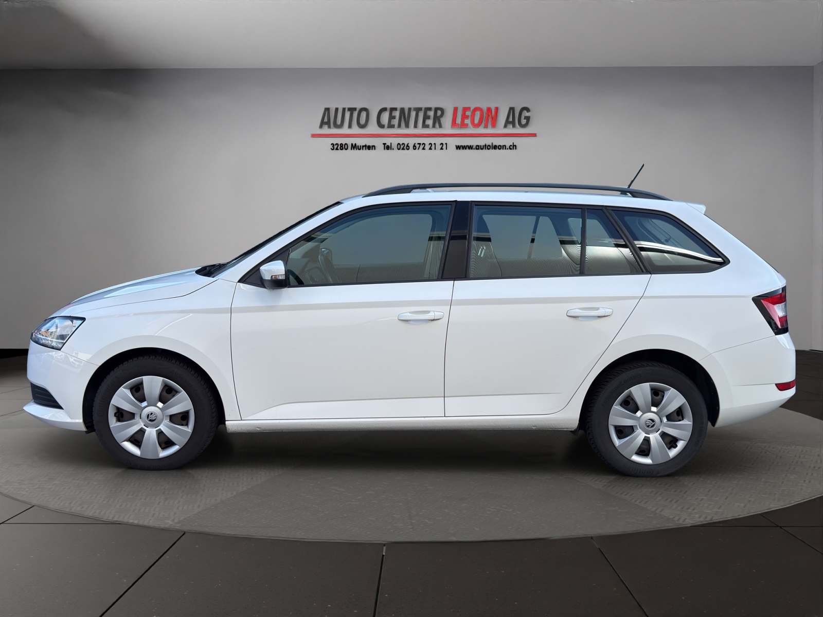 SKODA Fabia Combi 1.0 MPI Active-image-2