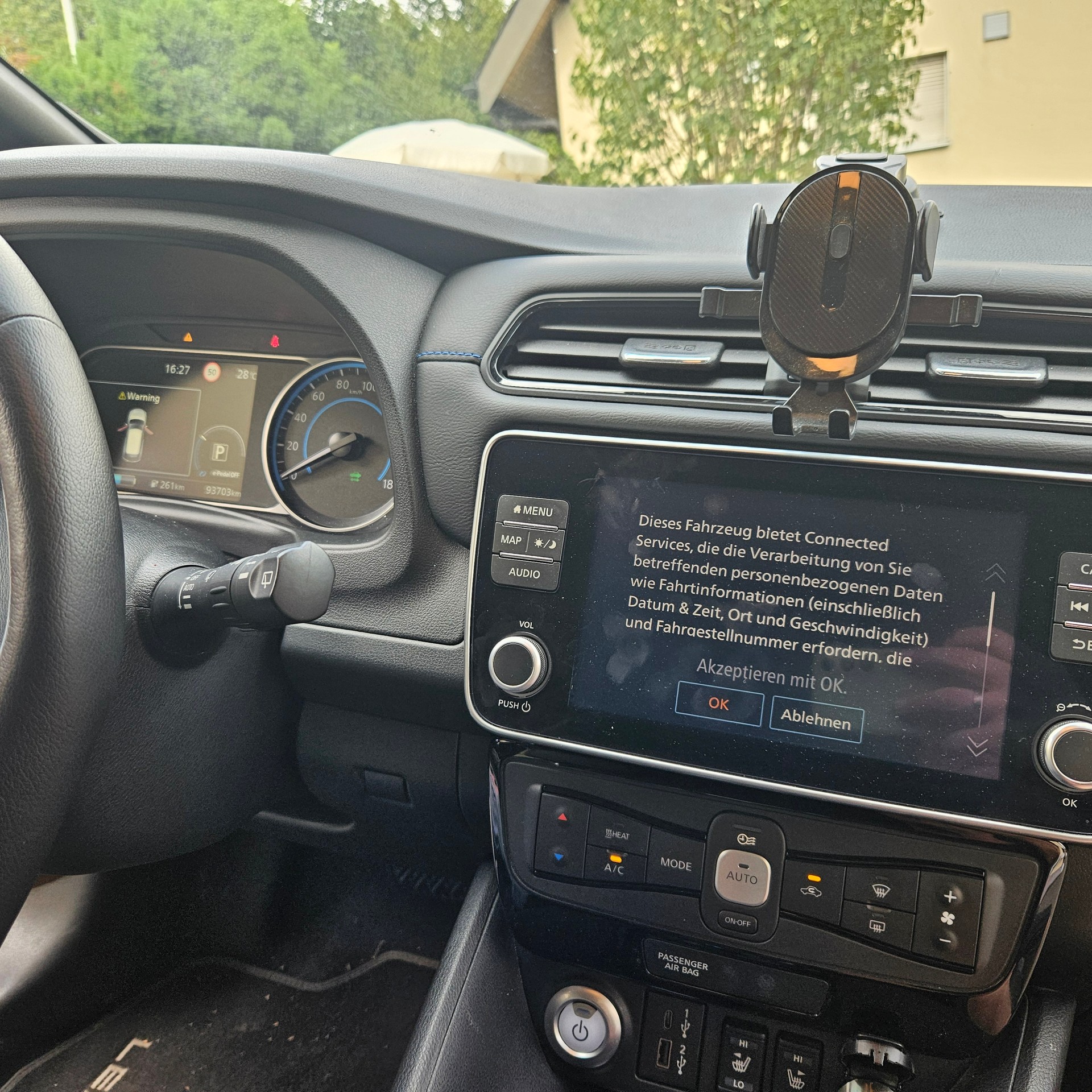 NISSAN e+ Tekna-image-3