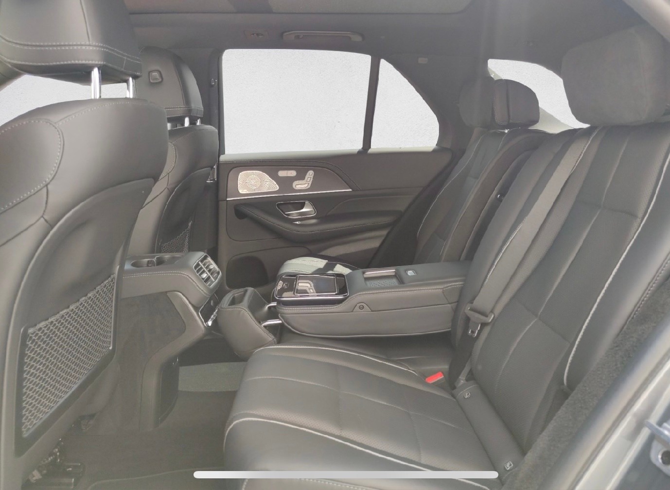 MERCEDES-BENZ GLE 400 d AMG Line 4matic-image-6