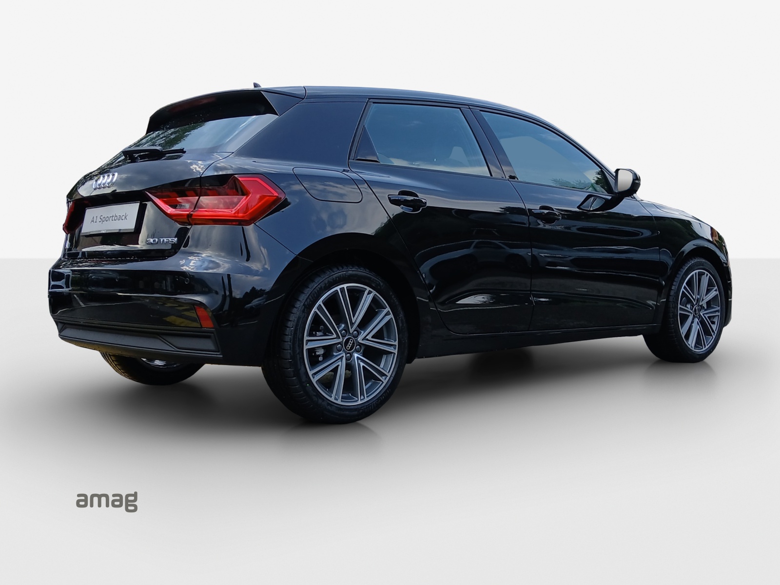 AUDI A1 Sportback 30 TFSI Attraction S-tronic-image-4