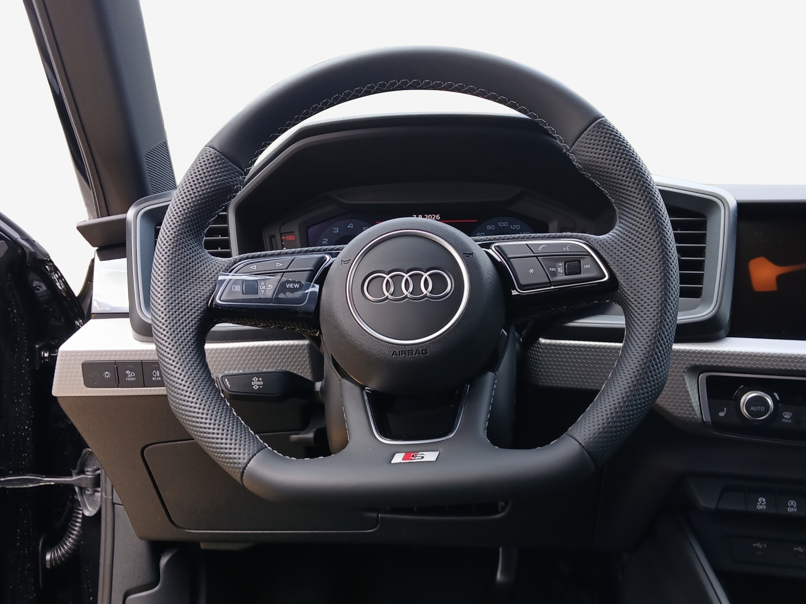 AUDI A1 Sportback 30 TFSI Attraction S-tronic-image-9