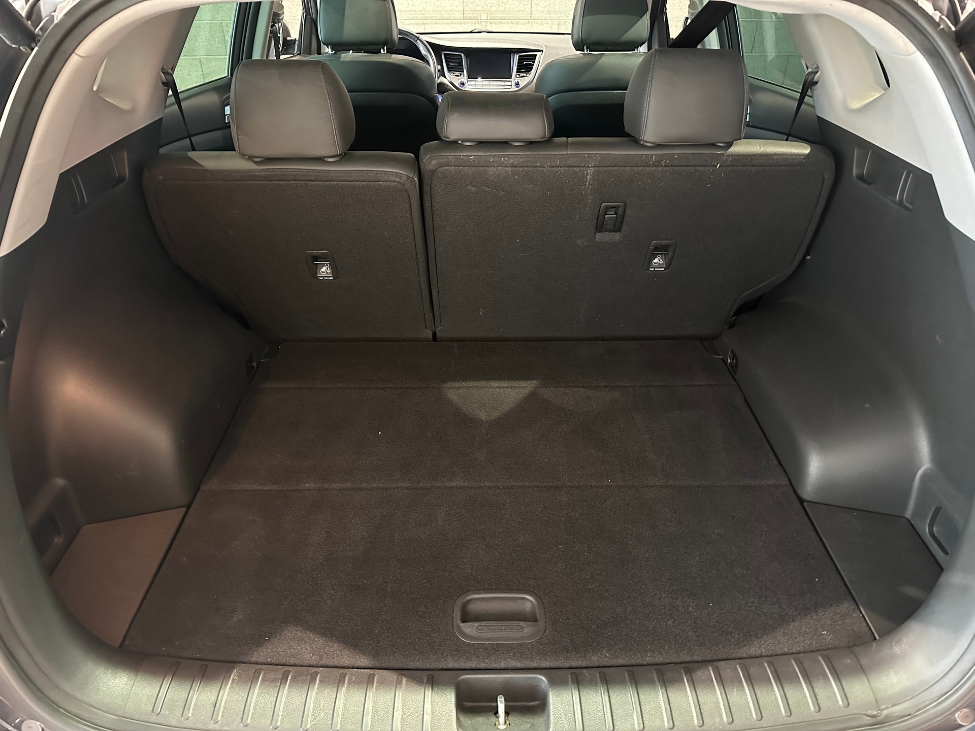 HYUNDAI Tucson 1.7 CRDI Vertex 2WD-image-12