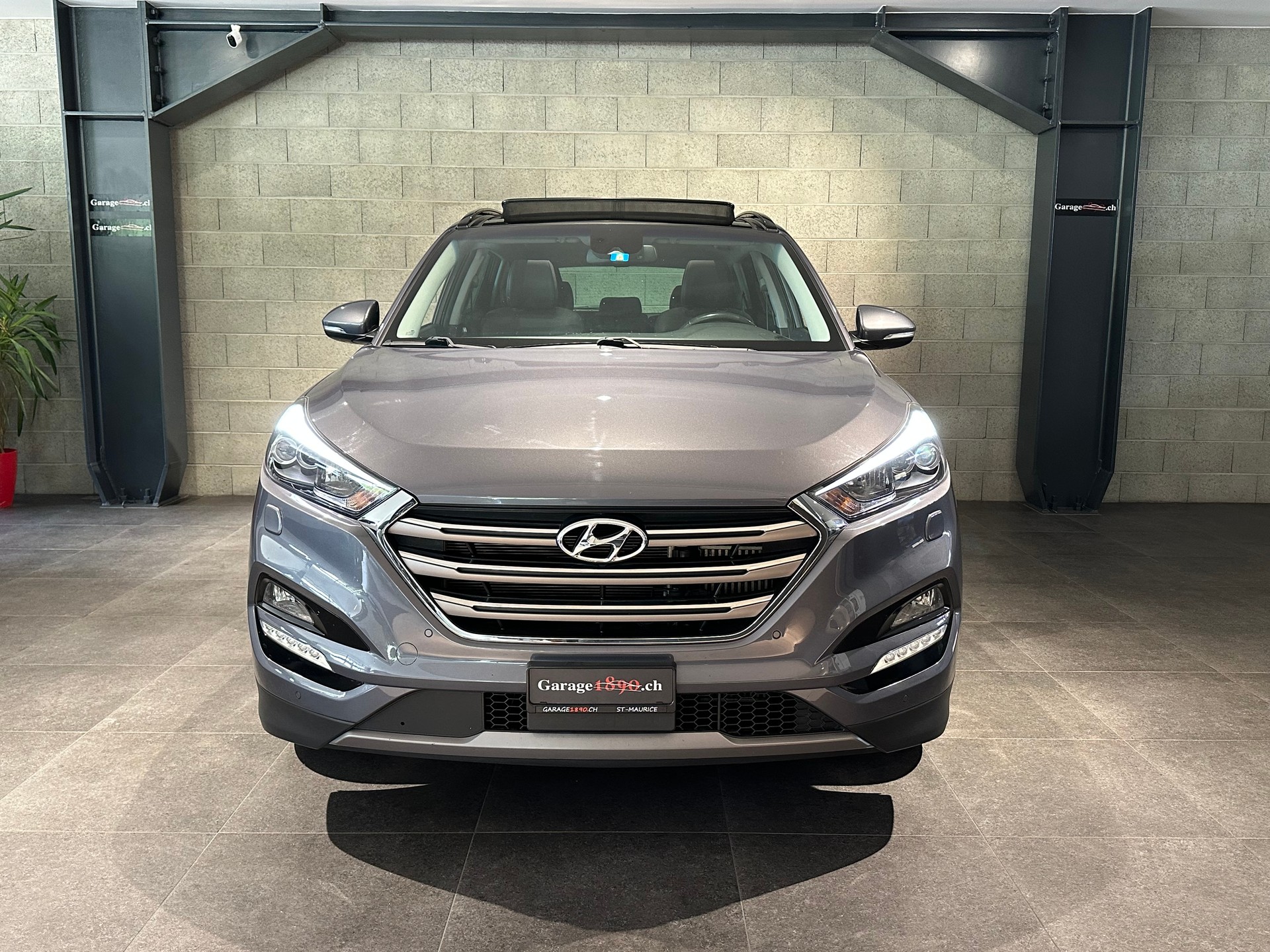 HYUNDAI Tucson 1.7 CRDI Vertex 2WD-image-2