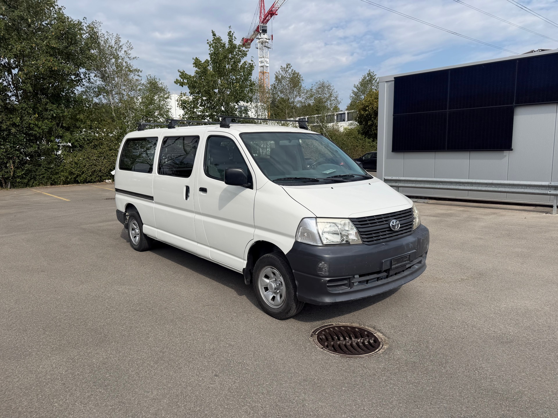 TOYOTA Hiace D-4D Kombi 4WD LWB-image-1