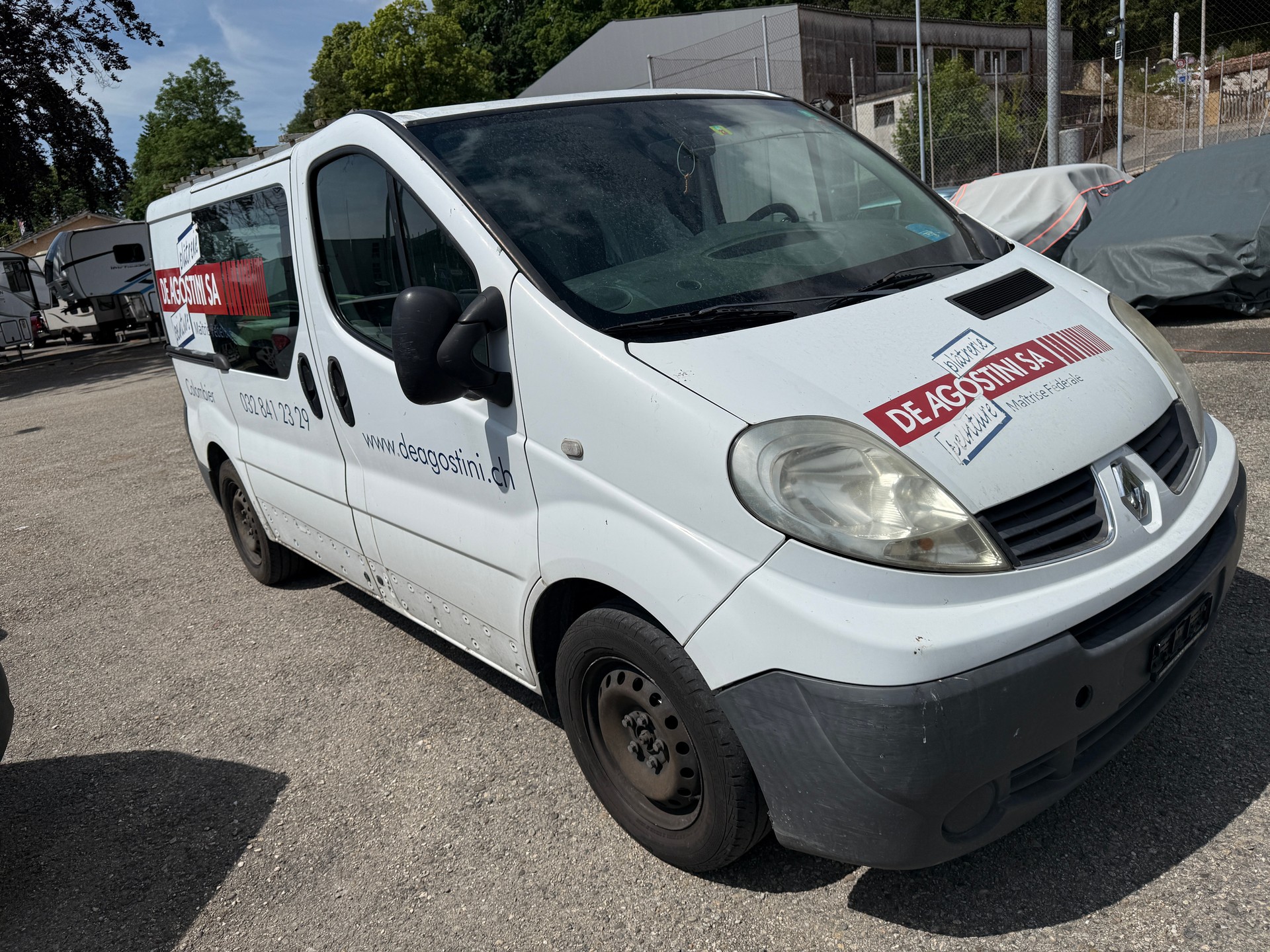 RENAULT Trafic 2.0 dCi 90 2.7t L1H1-image-1
