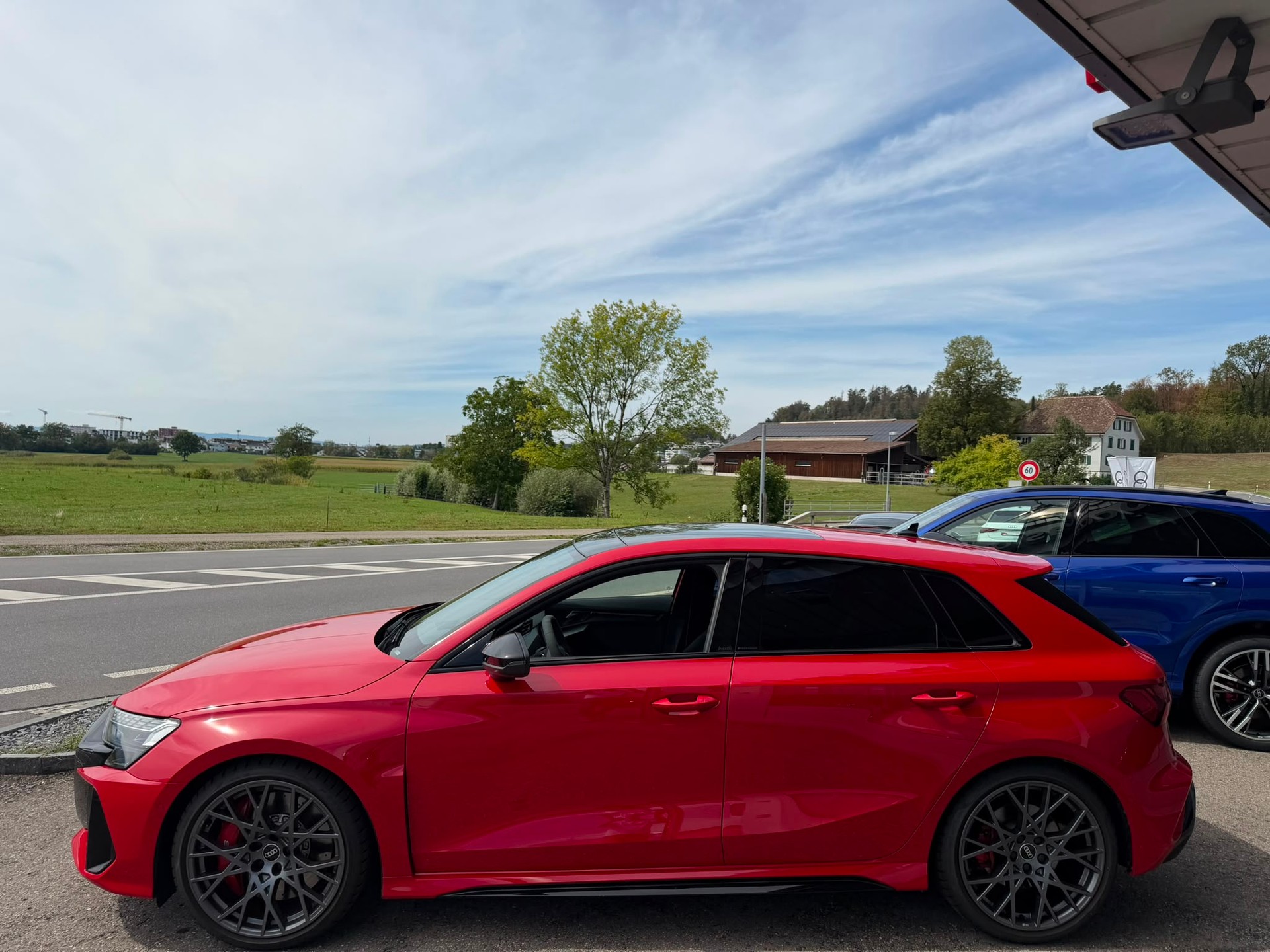 AUDI RS3 Sportback 2.5 TSI quattro S-tronic-image-4