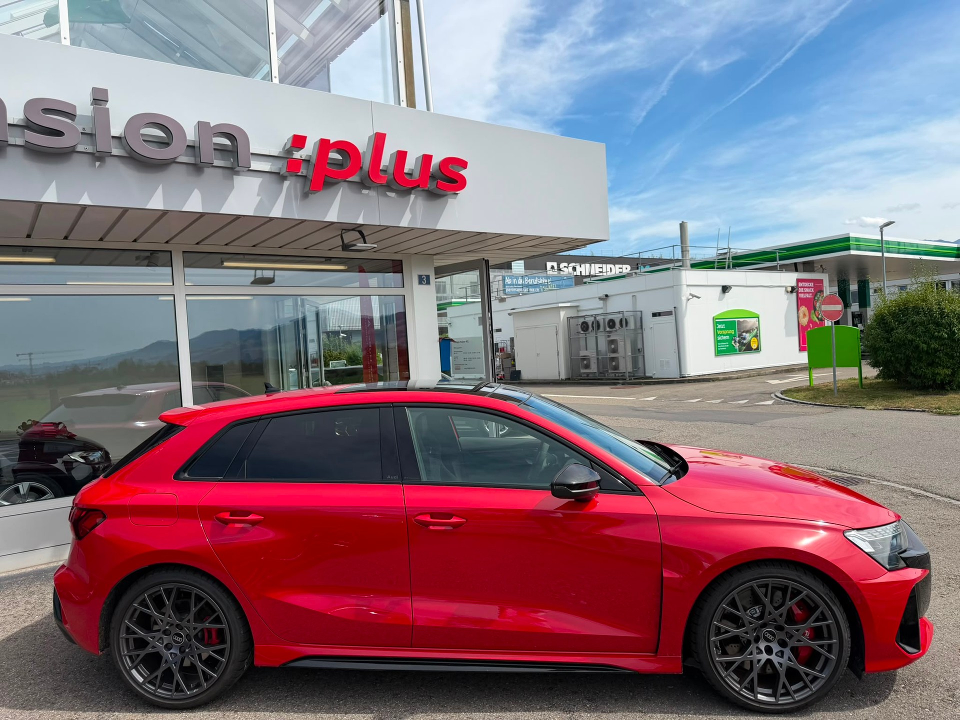 AUDI RS3 Sportback 2.5 TSI quattro S-tronic-showroom-element-2
