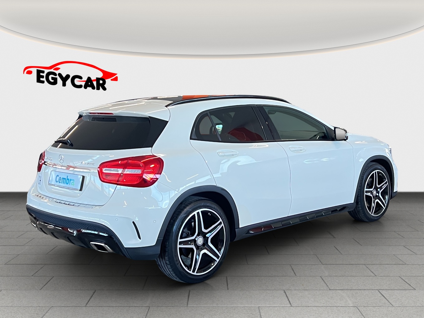 MERCEDES-BENZ GLA 250 AMG Line 4Matic 7G-DCT-image-6