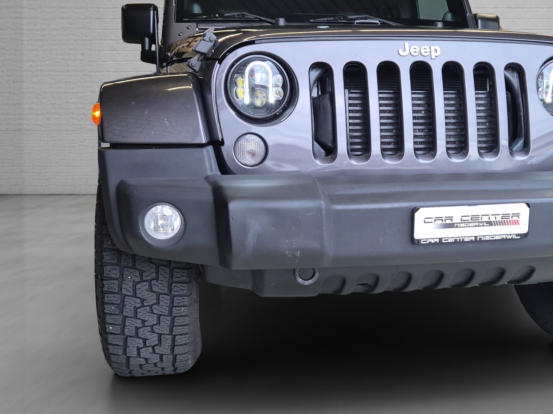 JEEP Wrangler 2.8CRD Unlimited Sahara Automatic-image-12