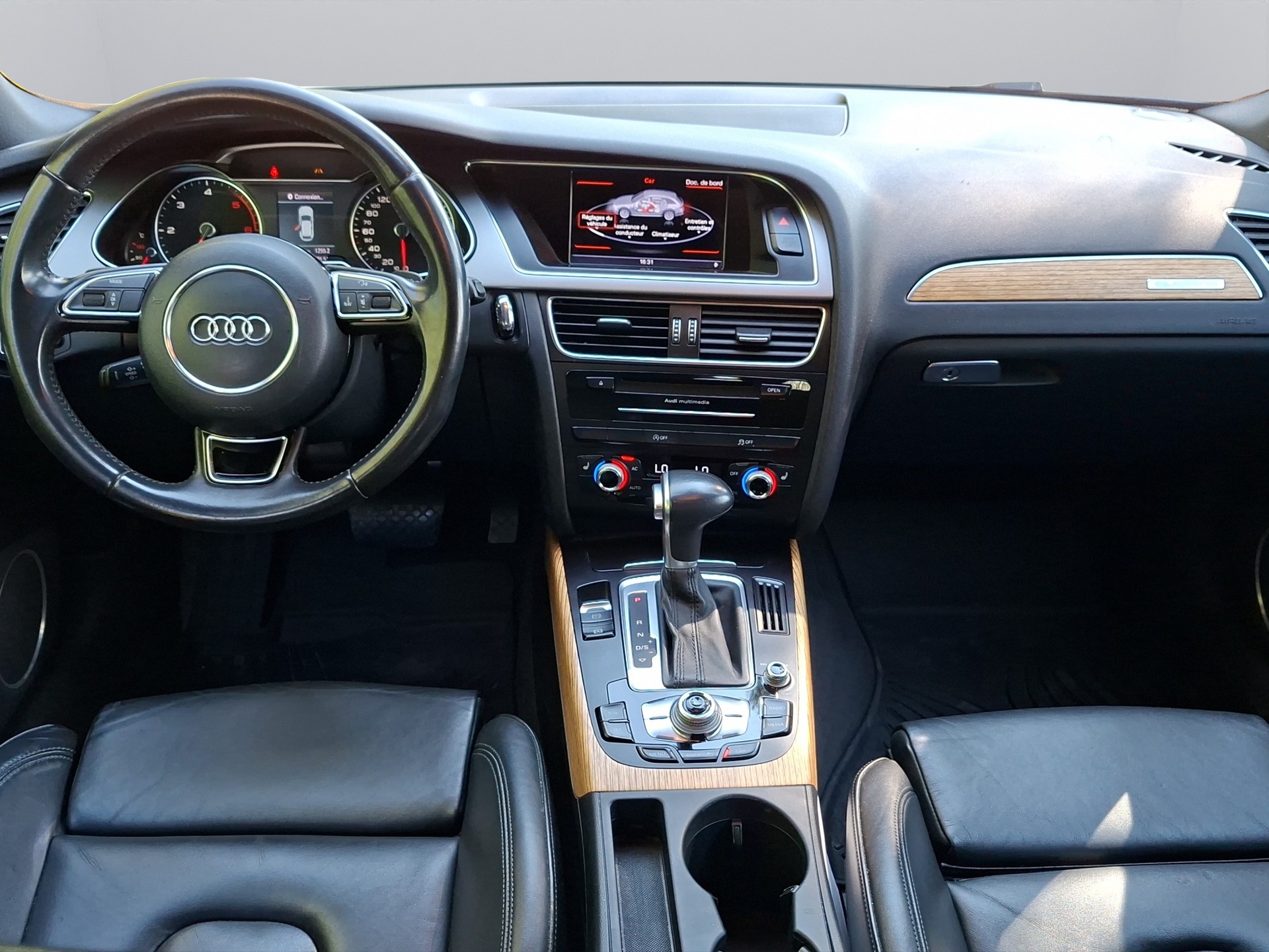 AUDI A4 allroad 3.0 TDI quattro S-tronic-image-9