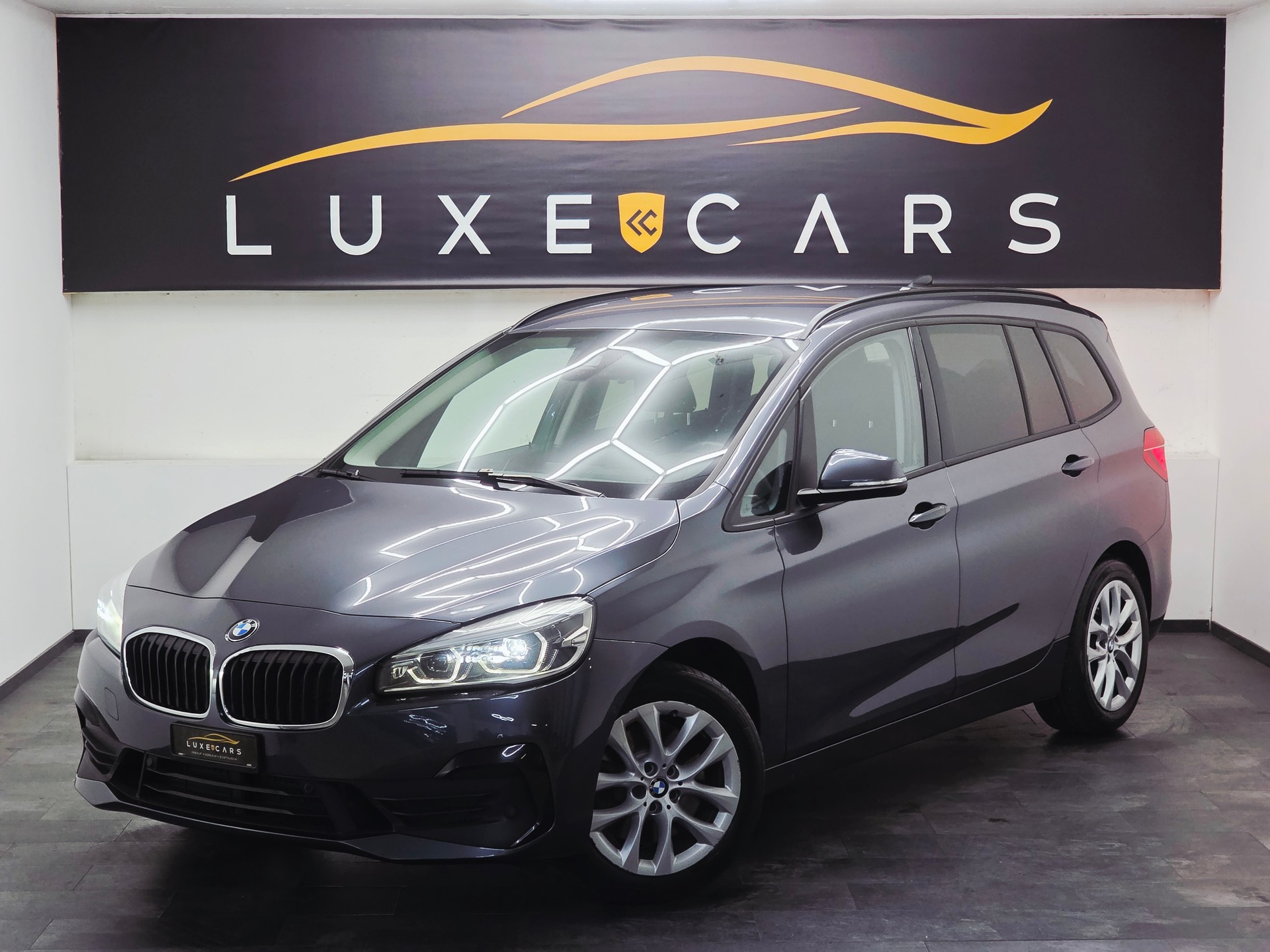 BMW 218d LCI 2.0 xDrive Gran Tourer Steptronic Fleet Edition*TOP AUSSTATTUNG*8 FACH*PANORAMA*AHK 1600KG*-image-0