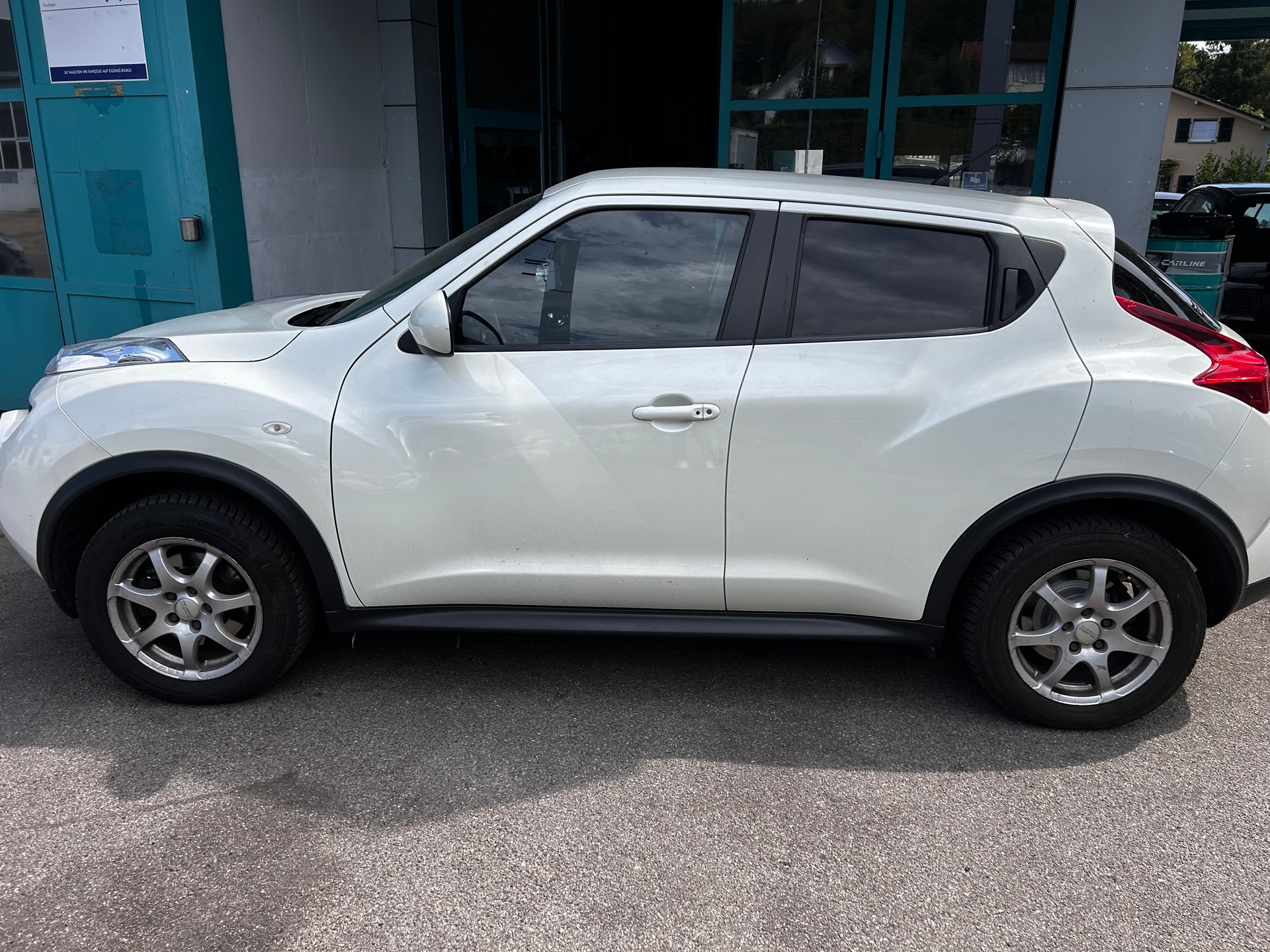 NISSAN Juke 1.6 DIG-T tekna 4x4 Xtronic M-CVT-image-7