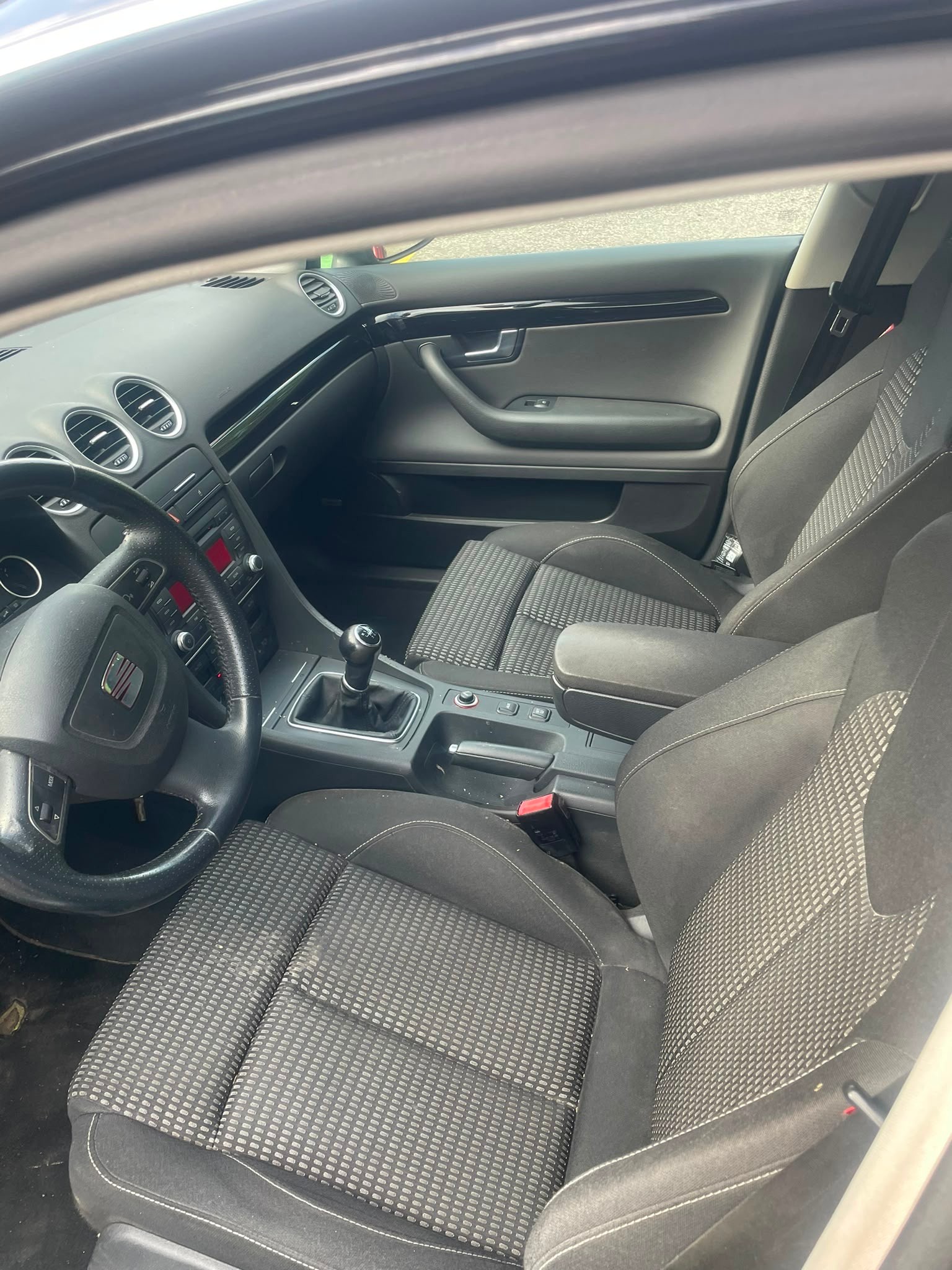 SEAT Exeo ST 2.0 TSI Sport-image-9